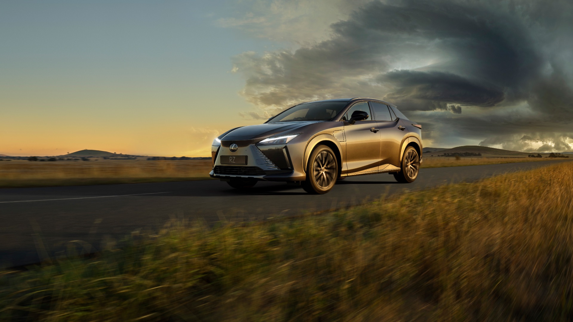 New lexus outlet all electric car
