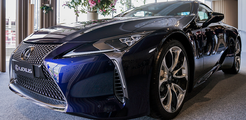 Lexus