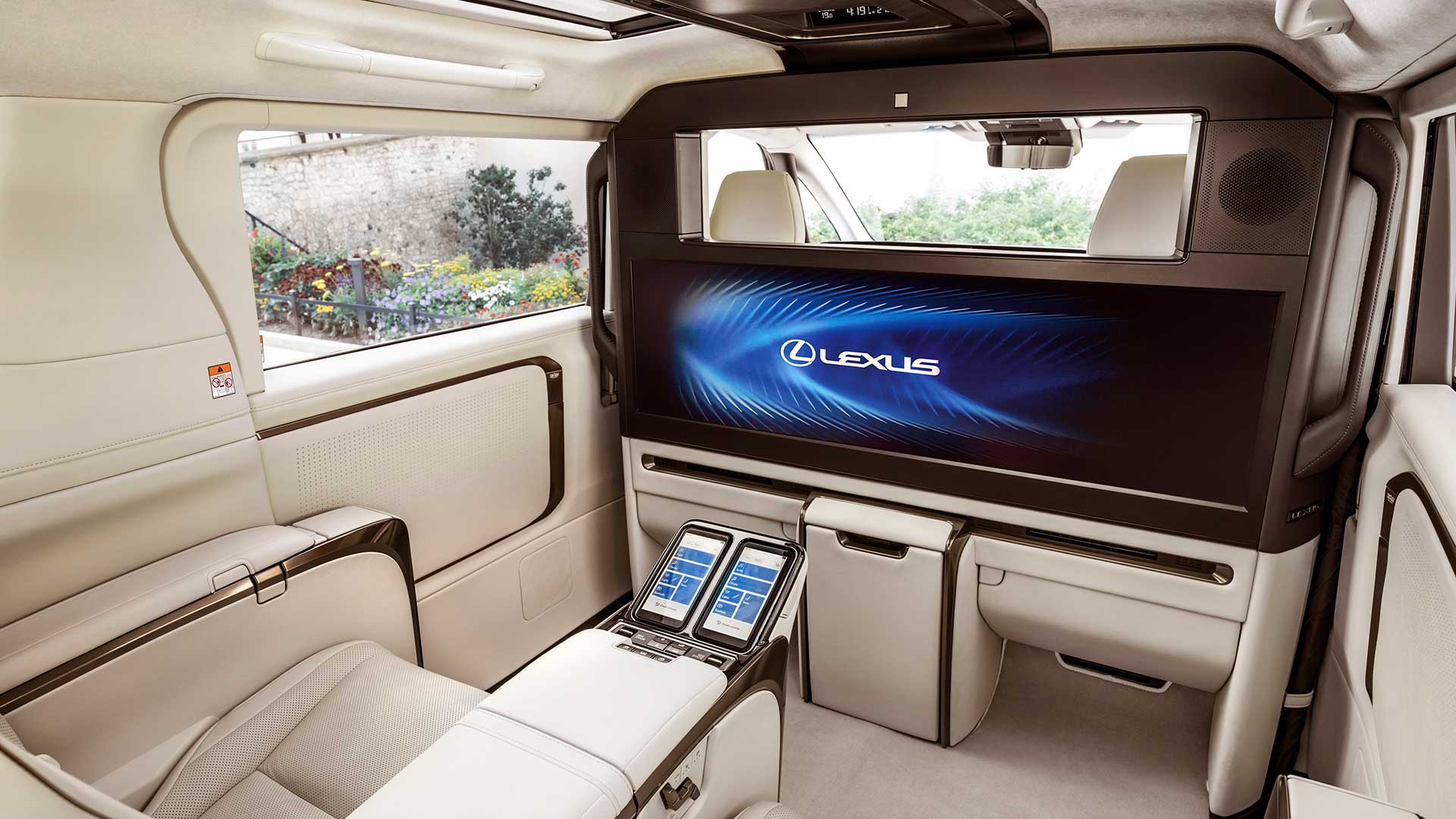 https://www.lexus.com.au/-/media/lexus/main-site/references/content-folder/news/2024-articles/lexus-lm-500h-ultra-luxury---an-exclusive-luxury-jet-experience-on-wheels/image-4.jpg?rev=e93345a3e1b240f4b00ddb28159234d0