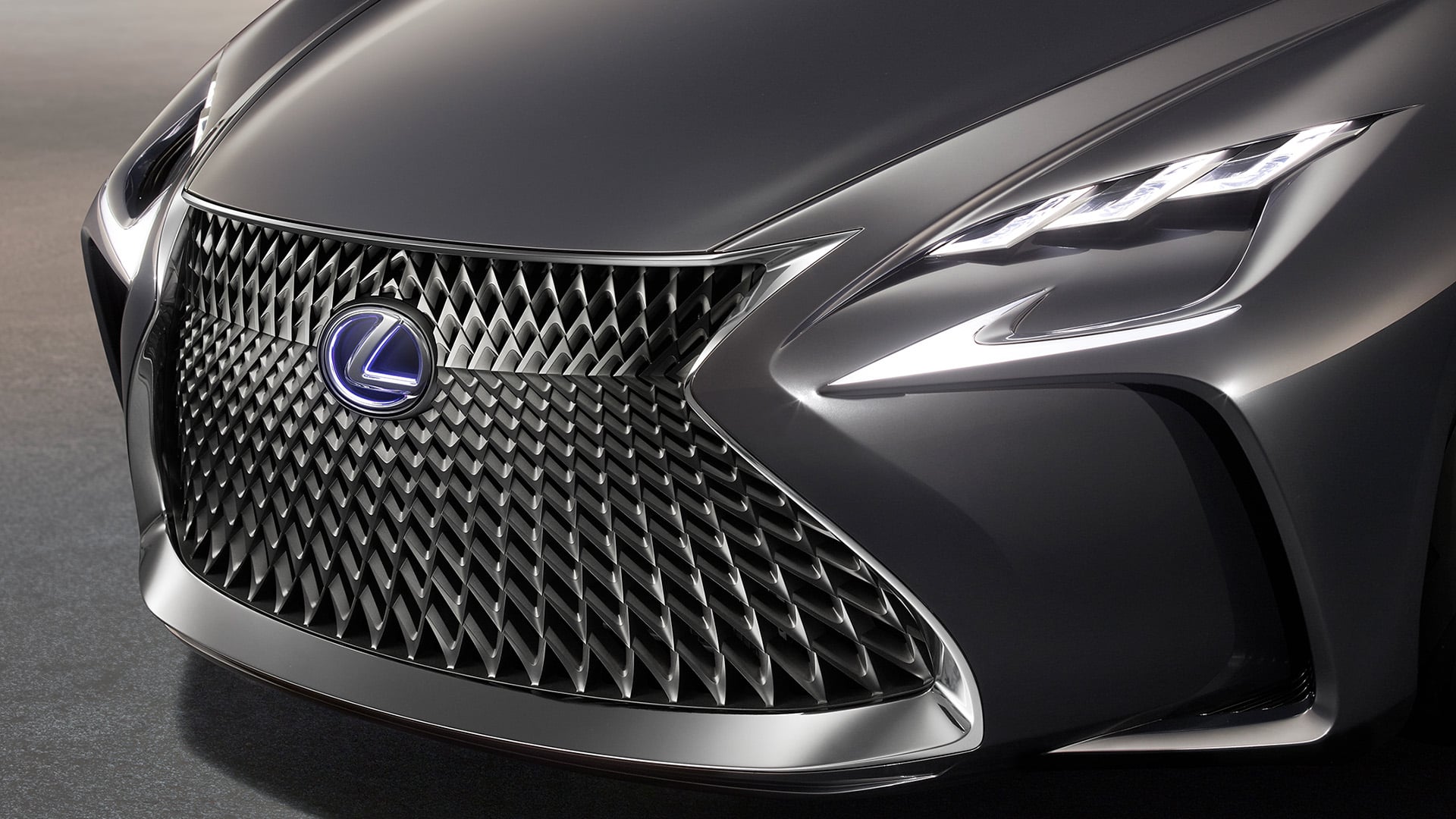 The spindle grill detail of the Lexus LF-FC concept vehicle